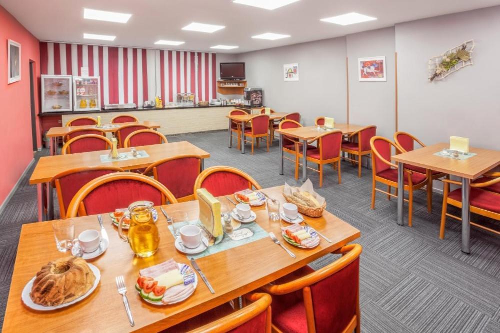 Hotel Gol Garni Olomouc Exterior photo