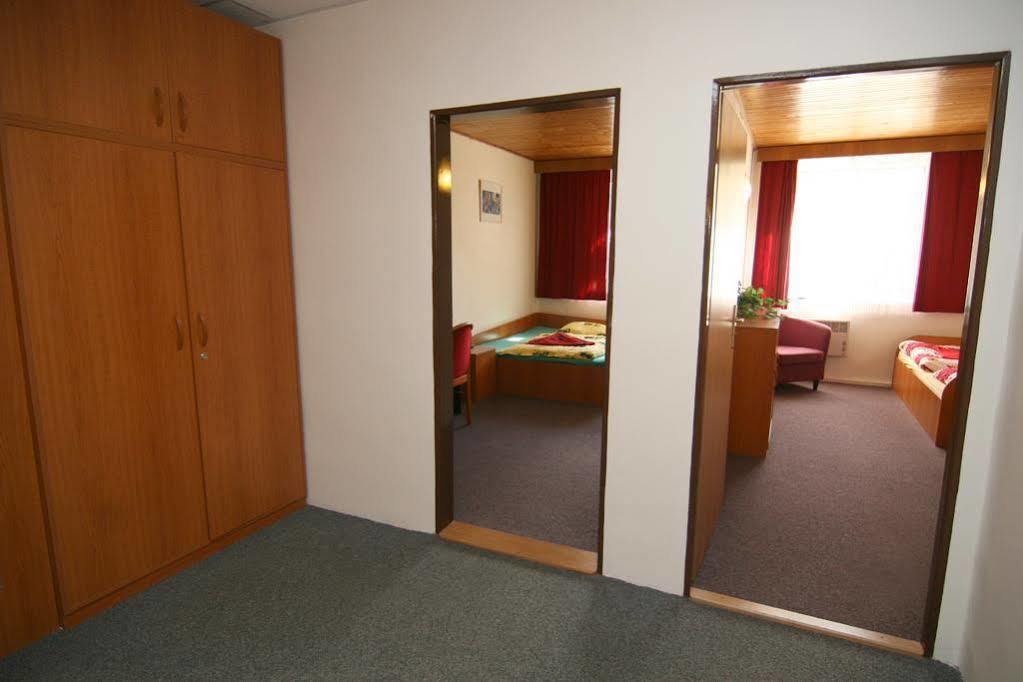 Hotel Gol Garni Olomouc Exterior photo